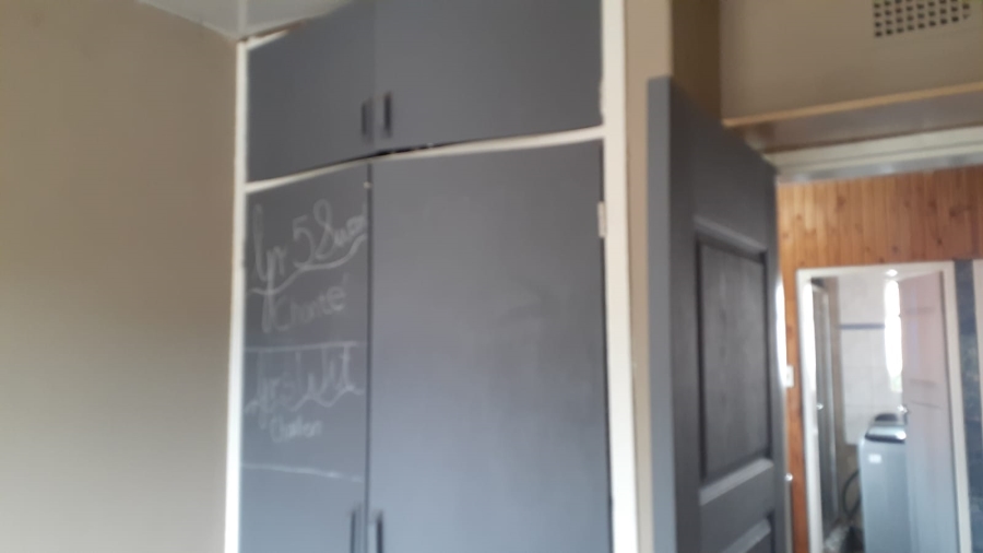 3 Bedroom Property for Sale in Vanderbijlpark Cw 6 Gauteng