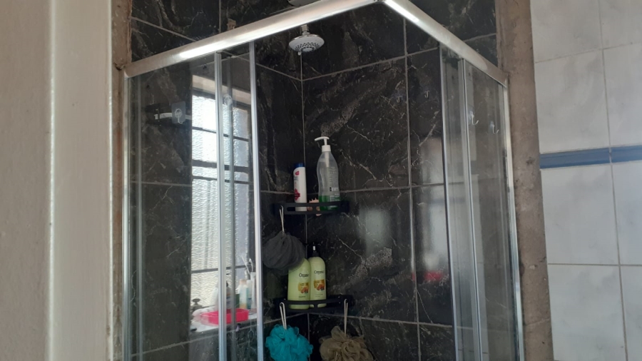3 Bedroom Property for Sale in Vanderbijlpark Cw 6 Gauteng