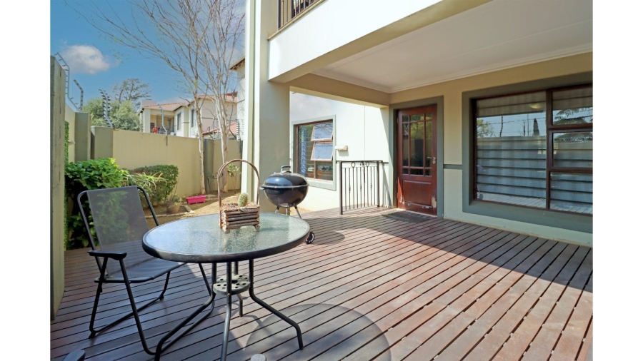 3 Bedroom Property for Sale in Barbeque Downs Gauteng