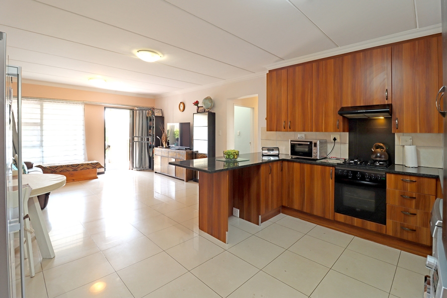 3 Bedroom Property for Sale in Barbeque Downs Gauteng