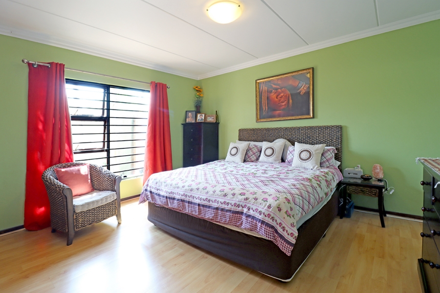 3 Bedroom Property for Sale in Barbeque Downs Gauteng