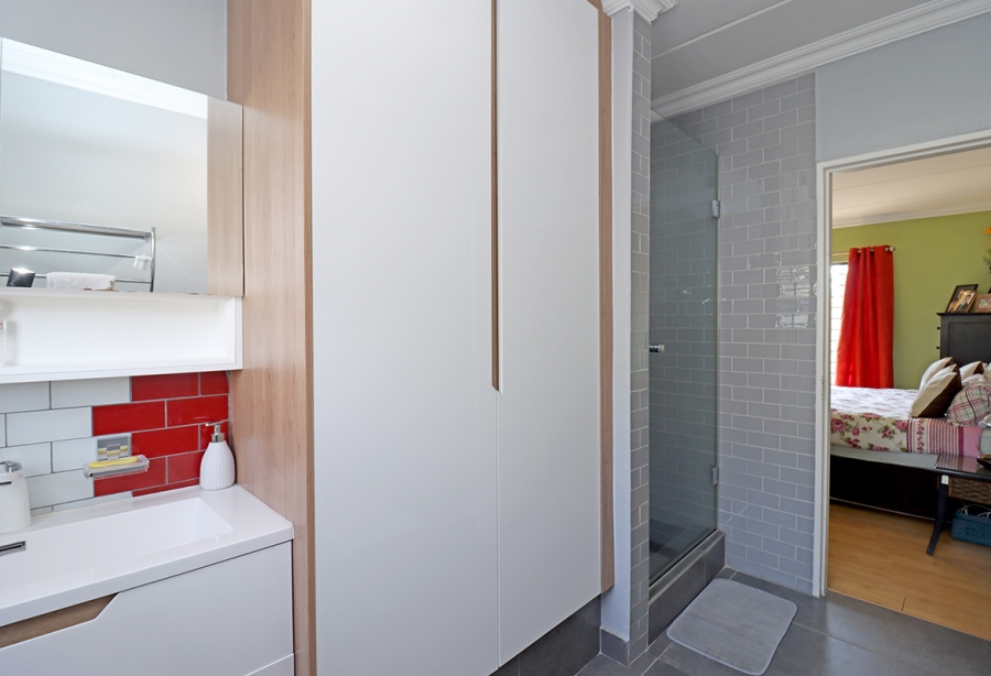 3 Bedroom Property for Sale in Barbeque Downs Gauteng