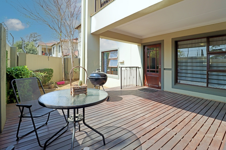 3 Bedroom Property for Sale in Barbeque Downs Gauteng