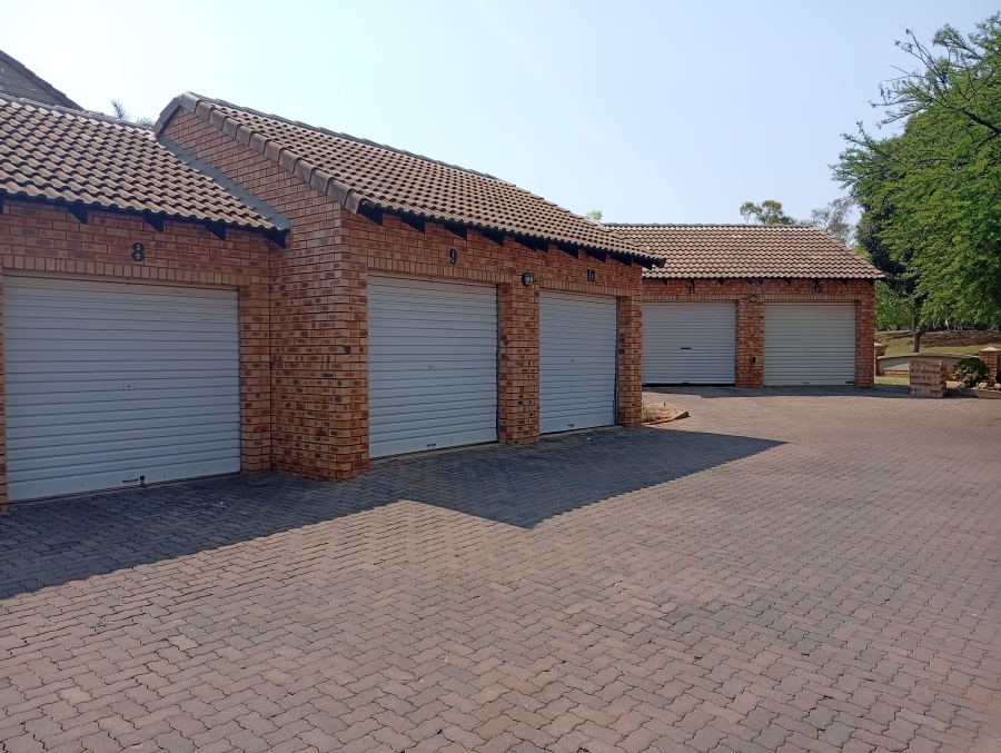To Let 2 Bedroom Property for Rent in Equestria Gauteng