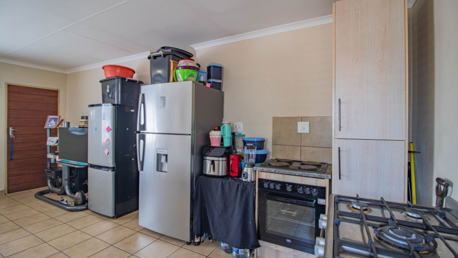 3 Bedroom Property for Sale in Sky City Gauteng