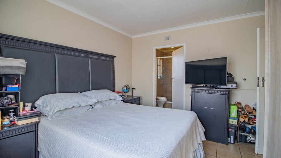 3 Bedroom Property for Sale in Sky City Gauteng