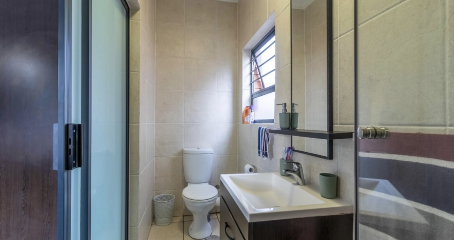 3 Bedroom Property for Sale in Oakdene Gauteng