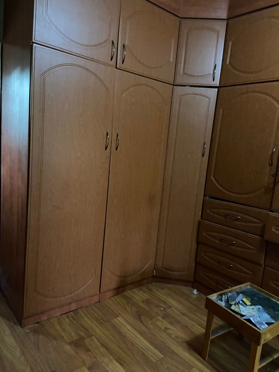 6 Bedroom Property for Sale in Flora Gardens Gauteng