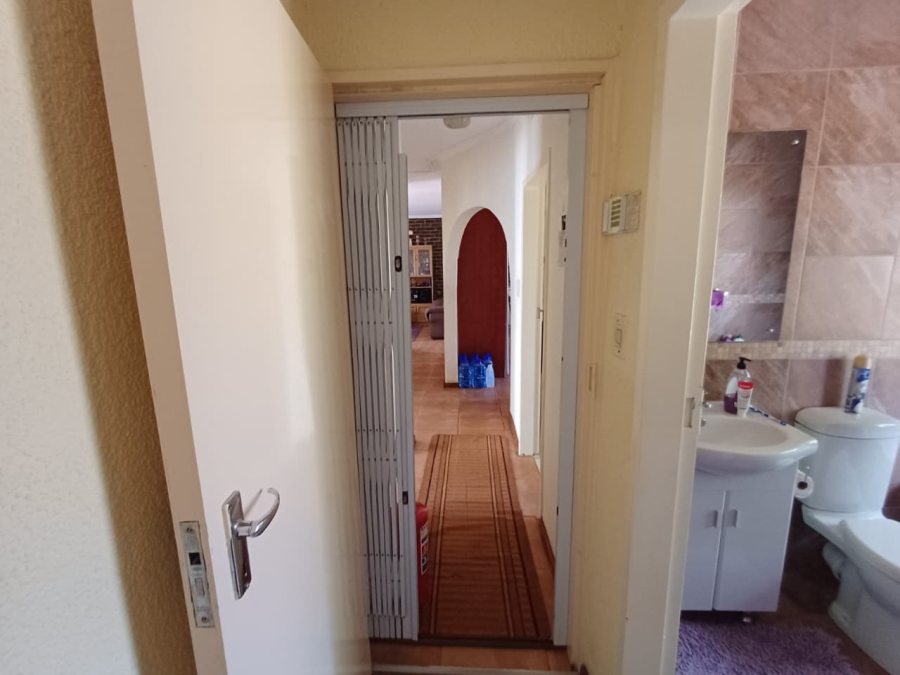 3 Bedroom Property for Sale in Randpoort Gauteng