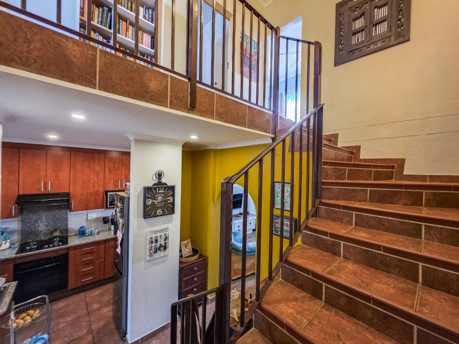 2 Bedroom Property for Sale in Garsfontein Gauteng