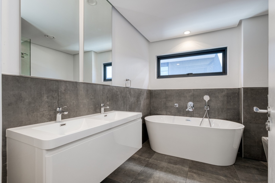 3 Bedroom Property for Sale in Illovo Gauteng