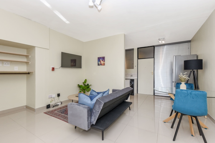 1 Bedroom Property for Sale in Illovo Gauteng