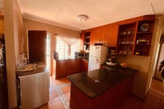 4 Bedroom Property for Sale in Hesteapark Gauteng