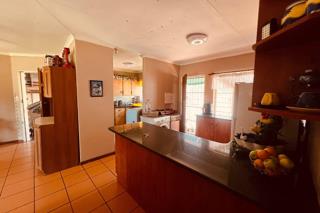 4 Bedroom Property for Sale in Hesteapark Gauteng
