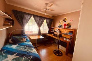 4 Bedroom Property for Sale in Hesteapark Gauteng