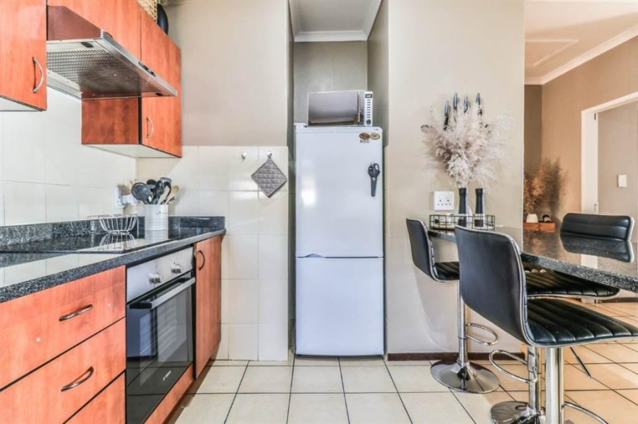 To Let 3 Bedroom Property for Rent in Sunnyrock Gauteng