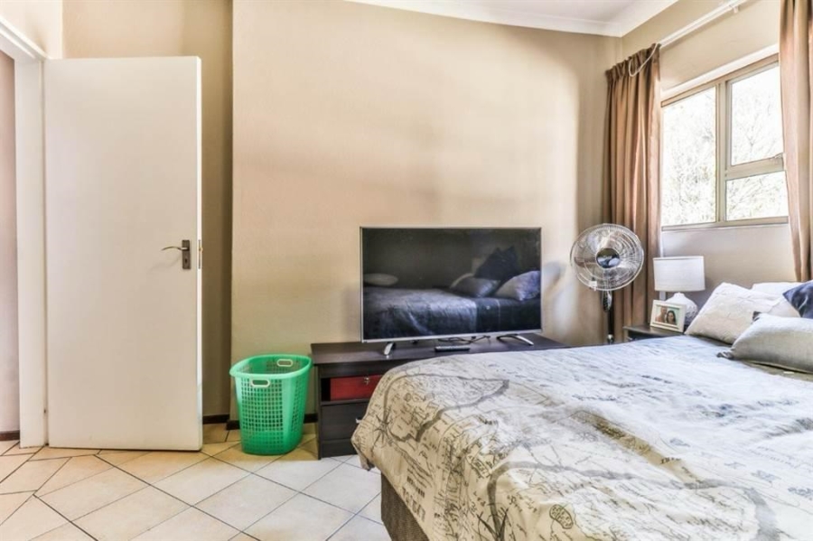 To Let 3 Bedroom Property for Rent in Sunnyrock Gauteng