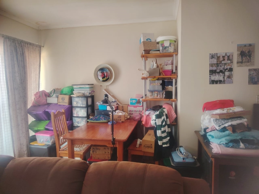 2 Bedroom Property for Sale in Greenhills Gauteng