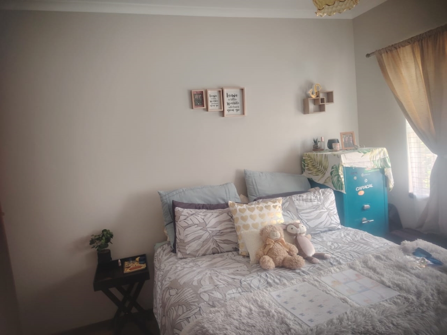 2 Bedroom Property for Sale in Greenhills Gauteng