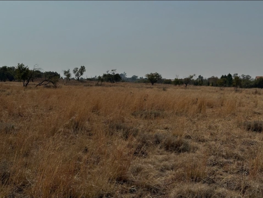 To Let commercial Property for Rent in Laezonia Gauteng