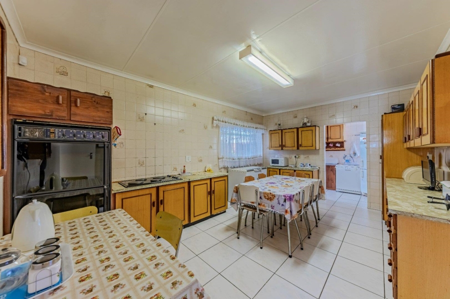 4 Bedroom Property for Sale in Rant En Dal Gauteng