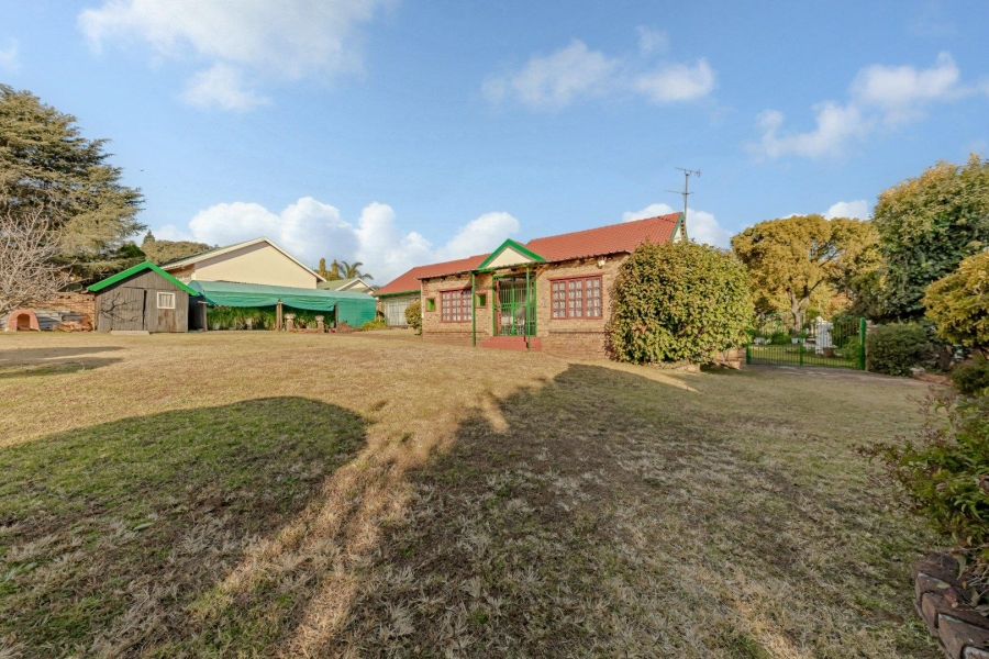 4 Bedroom Property for Sale in Rant En Dal Gauteng