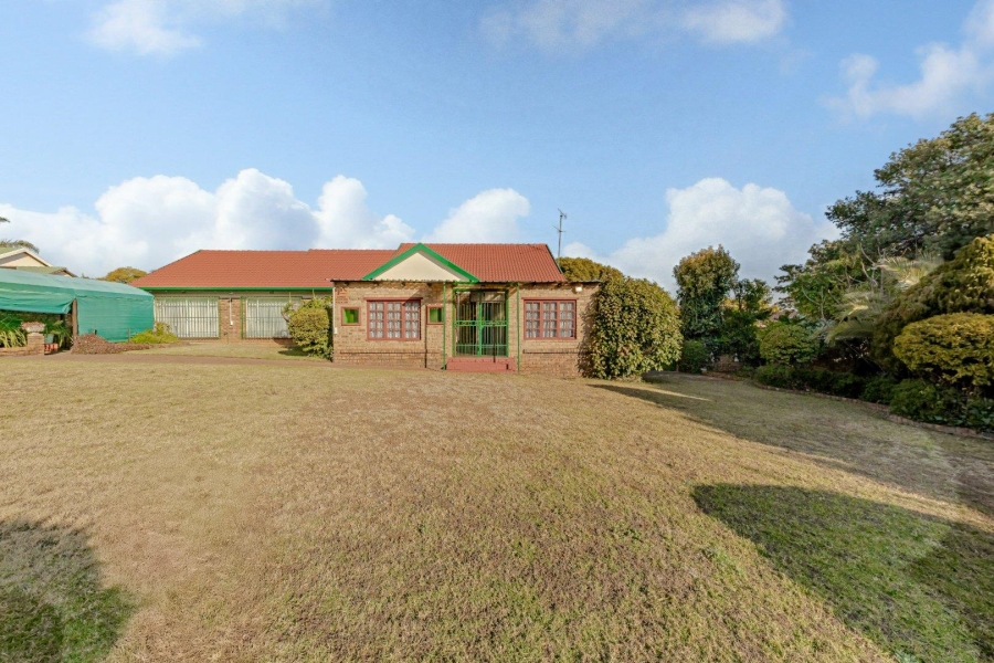 4 Bedroom Property for Sale in Rant En Dal Gauteng