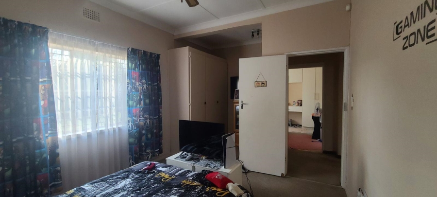 5 Bedroom Property for Sale in Edendale Gauteng