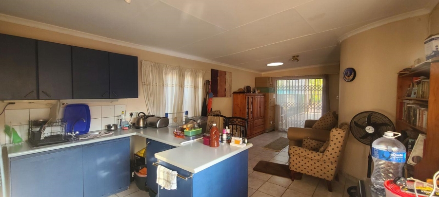 5 Bedroom Property for Sale in Edendale Gauteng