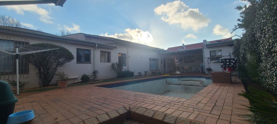 5 Bedroom Property for Sale in Edendale Gauteng