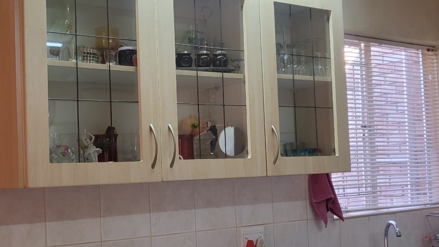 2 Bedroom Property for Sale in Groblerpark Gauteng