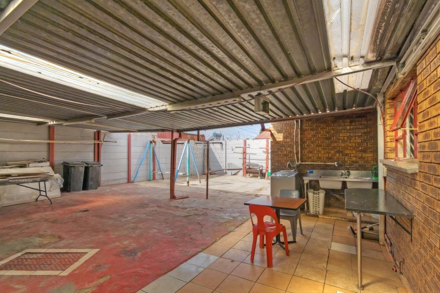 3 Bedroom Property for Sale in Lenasia Gauteng