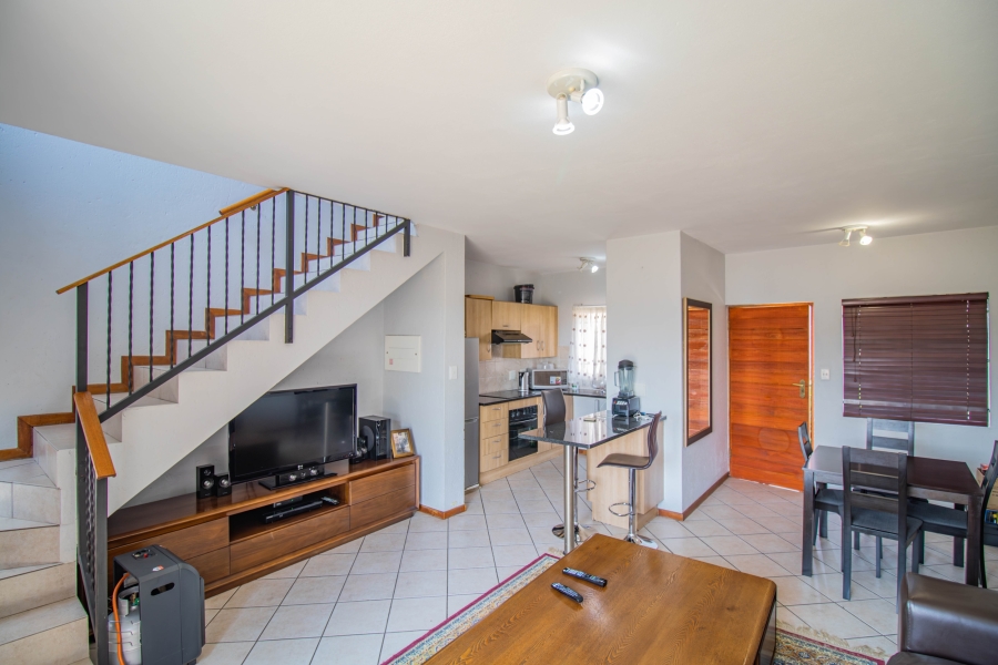 2 Bedroom Property for Sale in Noordwyk Gauteng