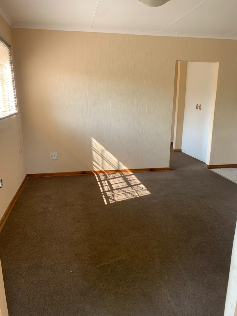 To Let 1 Bedroom Property for Rent in Observatory Gauteng