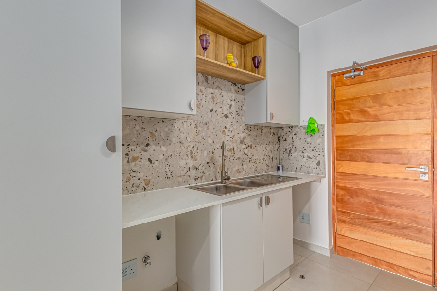 To Let 2 Bedroom Property for Rent in Craigavon Gauteng