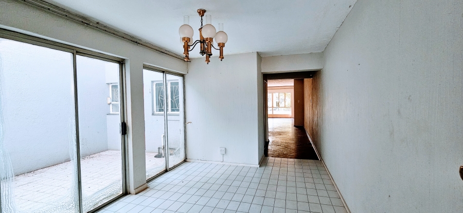 4 Bedroom Property for Sale in Three Rivers Proper Gauteng