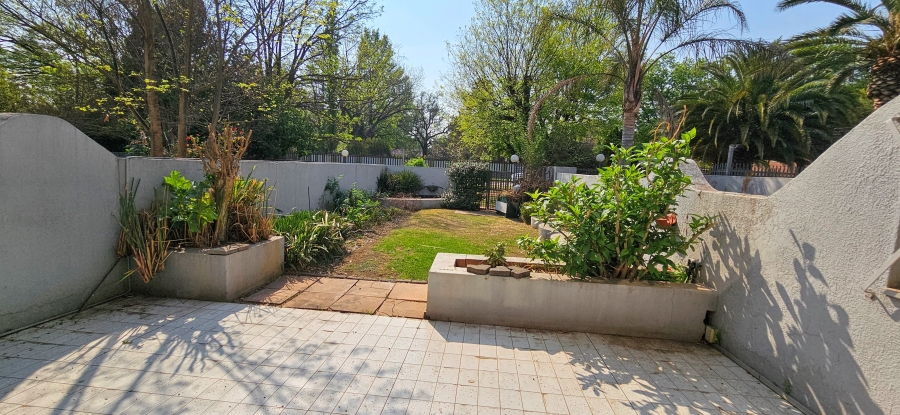 4 Bedroom Property for Sale in Three Rivers Proper Gauteng