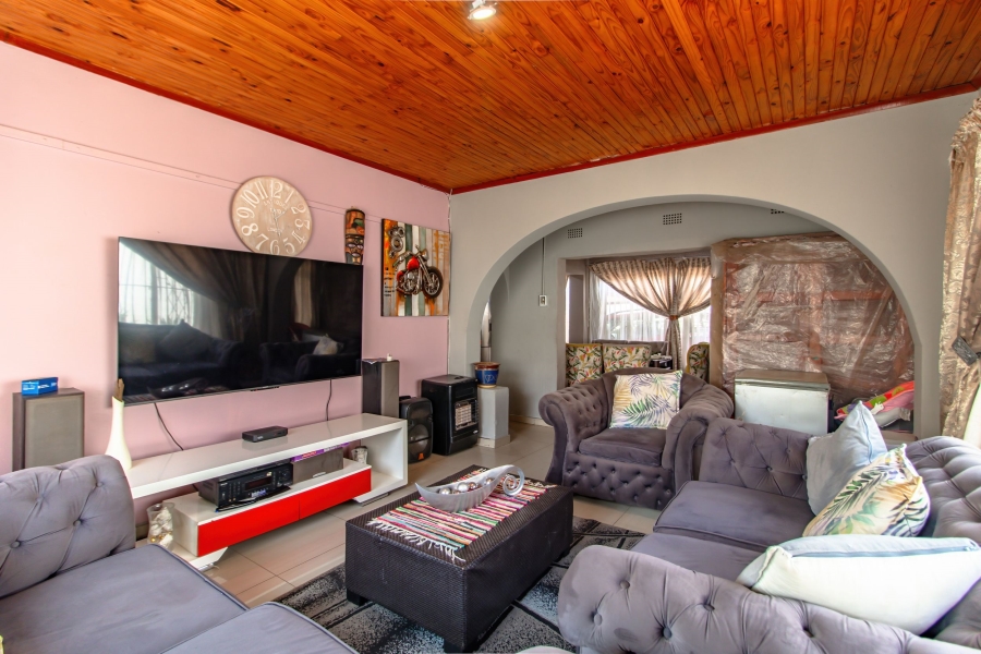 4 Bedroom Property for Sale in South Hills Gauteng