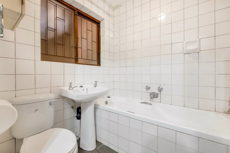 1 Bedroom Property for Sale in Westdene Gauteng