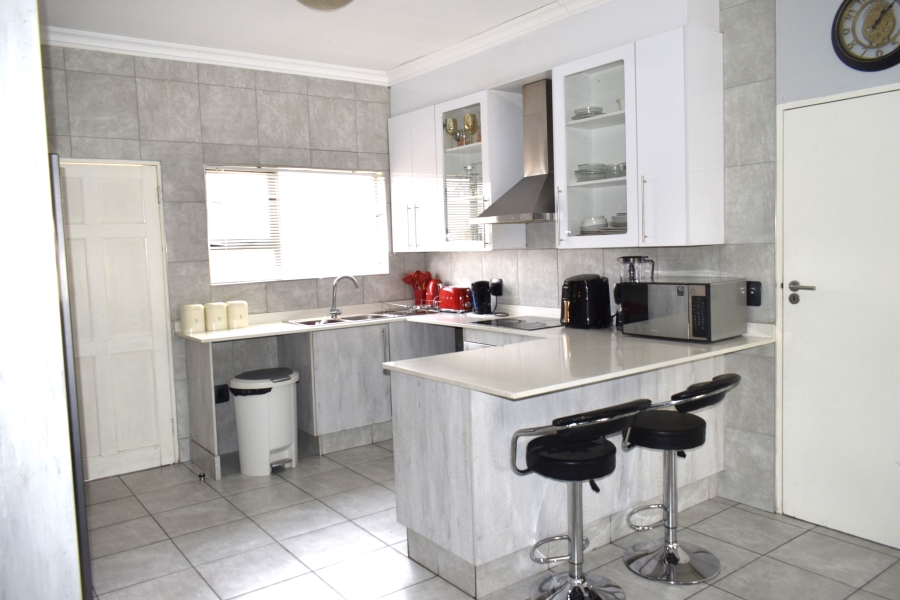 3 Bedroom Property for Sale in Helderwyk Gauteng