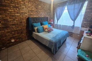 2 Bedroom Property for Sale in Pretoria North Gauteng