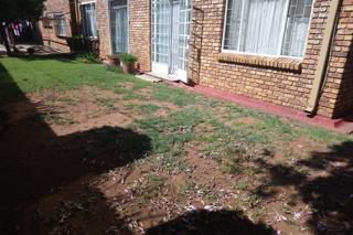 2 Bedroom Property for Sale in Pretoria North Gauteng