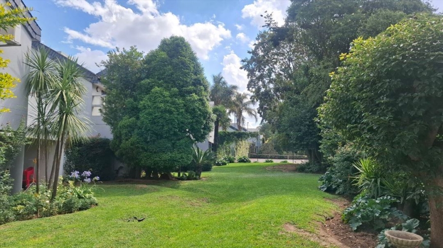 3 Bedroom Property for Sale in Lakefield Gauteng