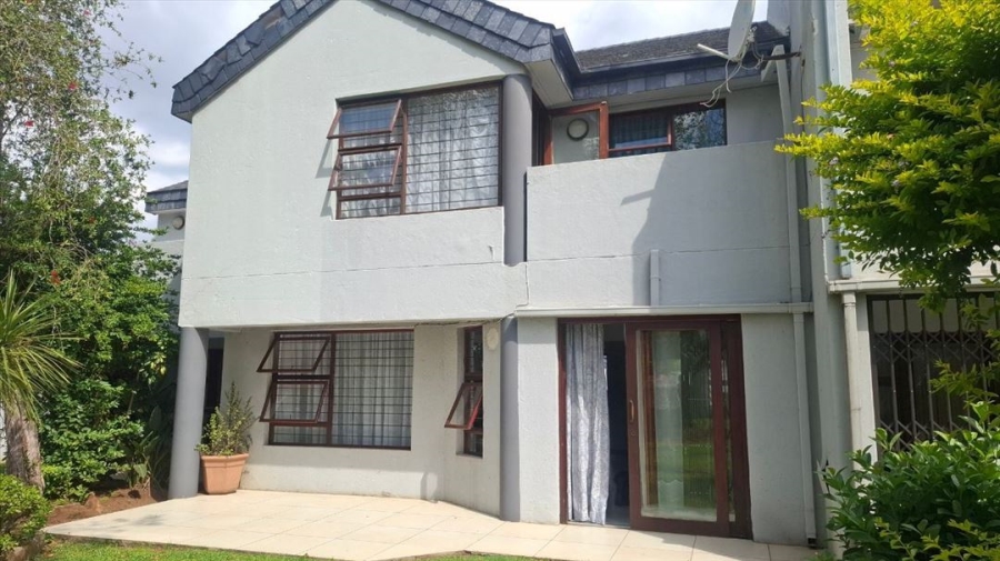3 Bedroom Property for Sale in Lakefield Gauteng