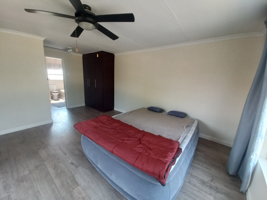 3 Bedroom Property for Sale in Illiondale Gauteng