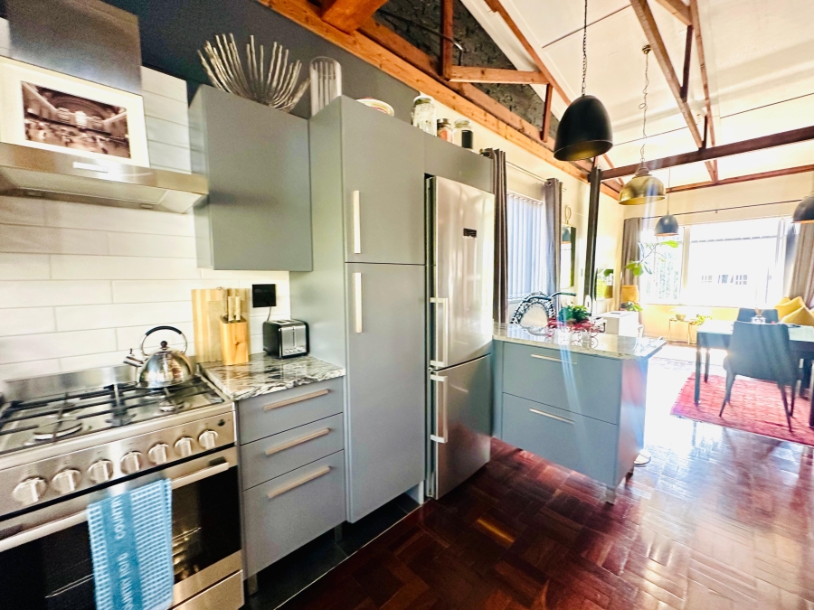 1 Bedroom Property for Sale in Rosebank Gauteng