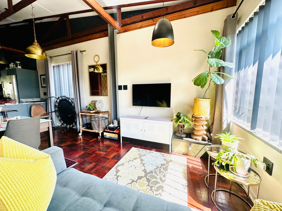1 Bedroom Property for Sale in Rosebank Gauteng