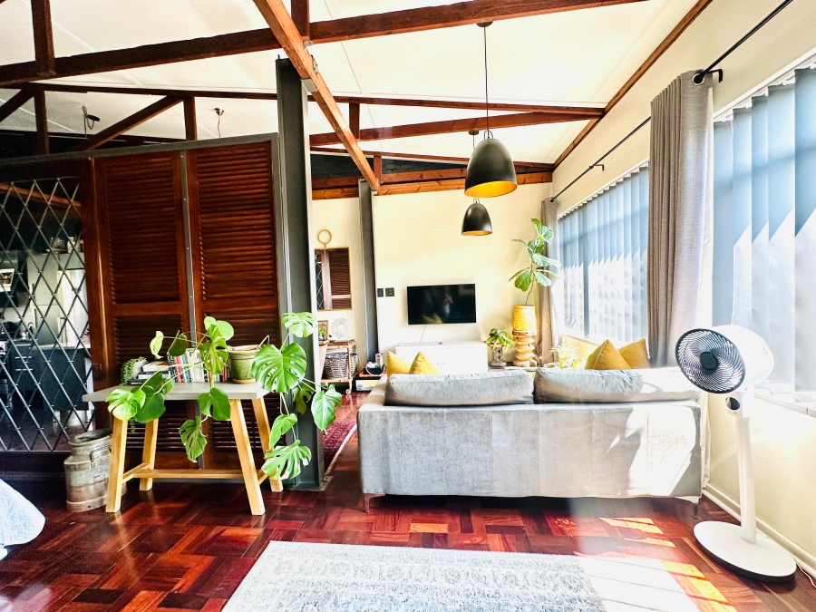 1 Bedroom Property for Sale in Rosebank Gauteng