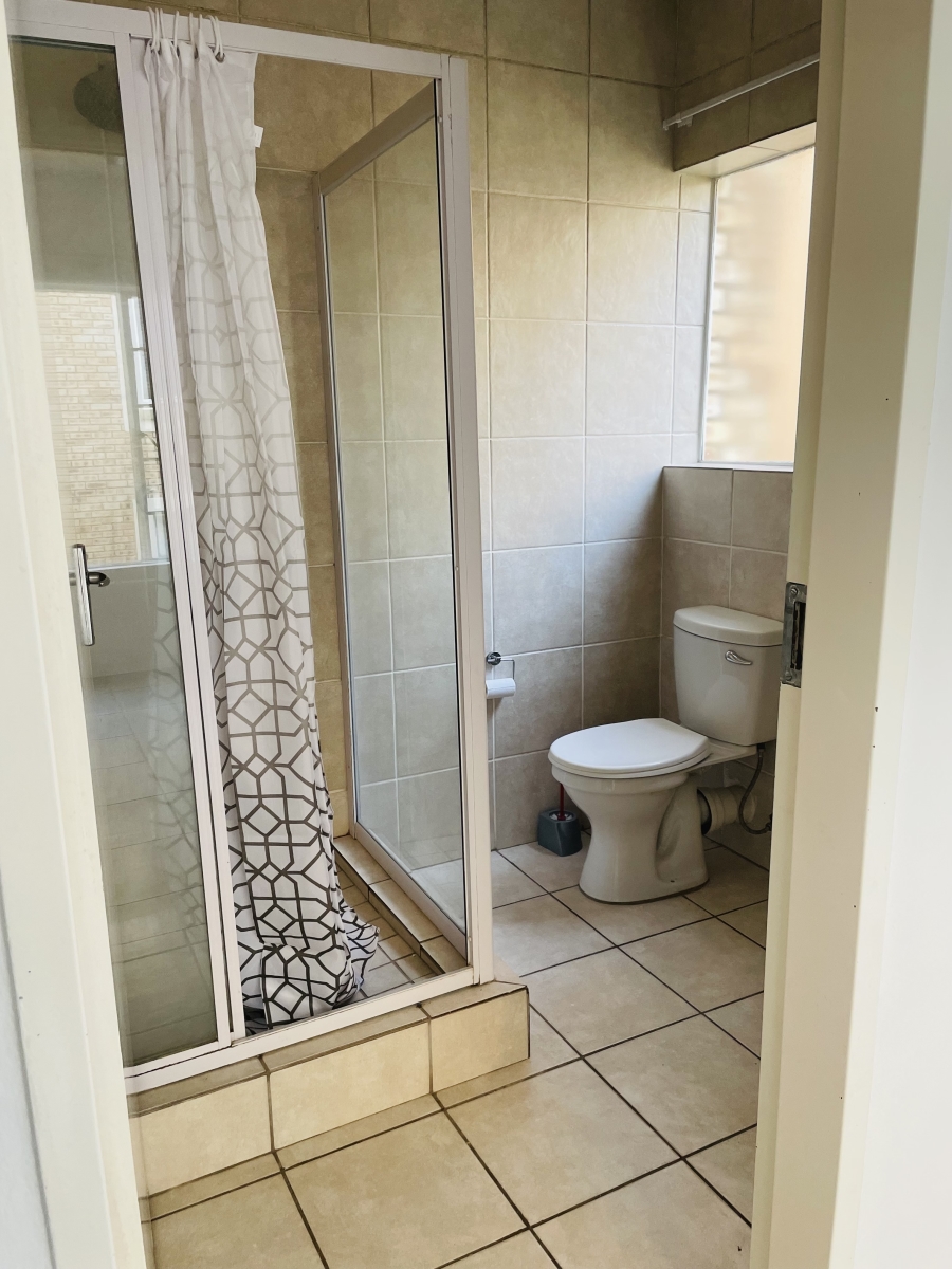 To Let 2 Bedroom Property for Rent in North Riding Gauteng