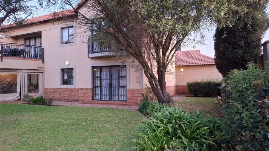 3 Bedroom Property for Sale in Ravenswood Gauteng